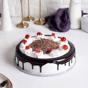 2lbs Black Forest Cake from Baba Bakers