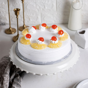 2lbs Pineapple Cake from Baba Bakers 2lbs Pineapple Cake from Baba Bakers