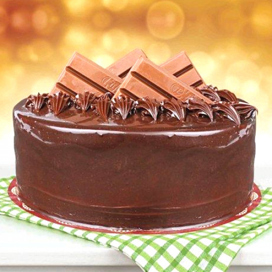 2lbs Kitkat Chocolate Cake from Bread Beyond