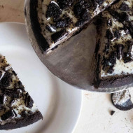 2lbs Oreo Cheese Cake from Masoom