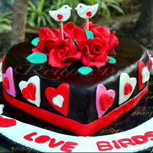 3Lbs Heart Shape Love Birds Theme Cake by Redolence 3Lbs Heart Shape Love Birds Theme Cake by Redolence