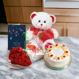 New Year Pineapple Cake & Roses Surprise