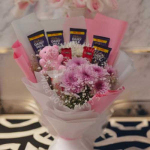 Sweet Blooms & Cuddles Delight Sweet Blooms & Cuddles Delight