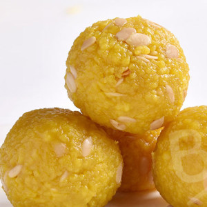 1.3Kg Laddu Moti Choor from Bundu Khan 1.3Kg Laddu Moti Choor from Bundu Khan